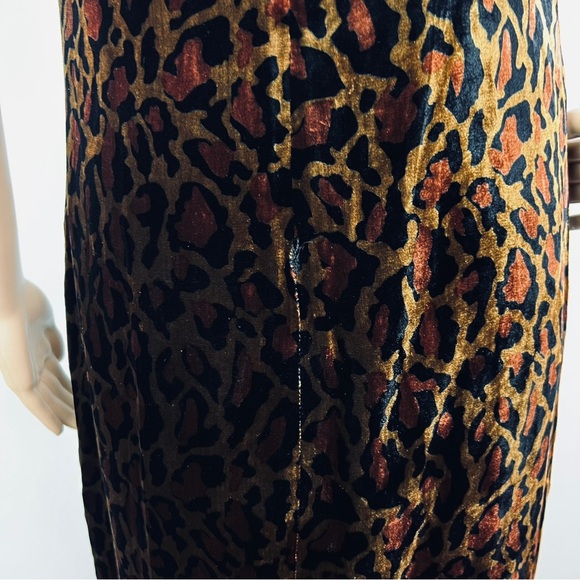 NEW L’AGENCE REVOLVE LEOPARD PRINT VELVET SLIP DRESS - Picture 8 of 11